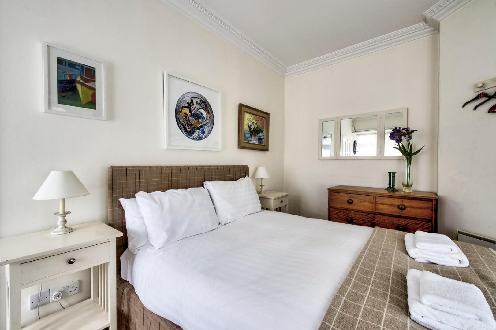 אדינבורו Guestready - Classic Charm Near Holyrood Park מראה חיצוני תמונה