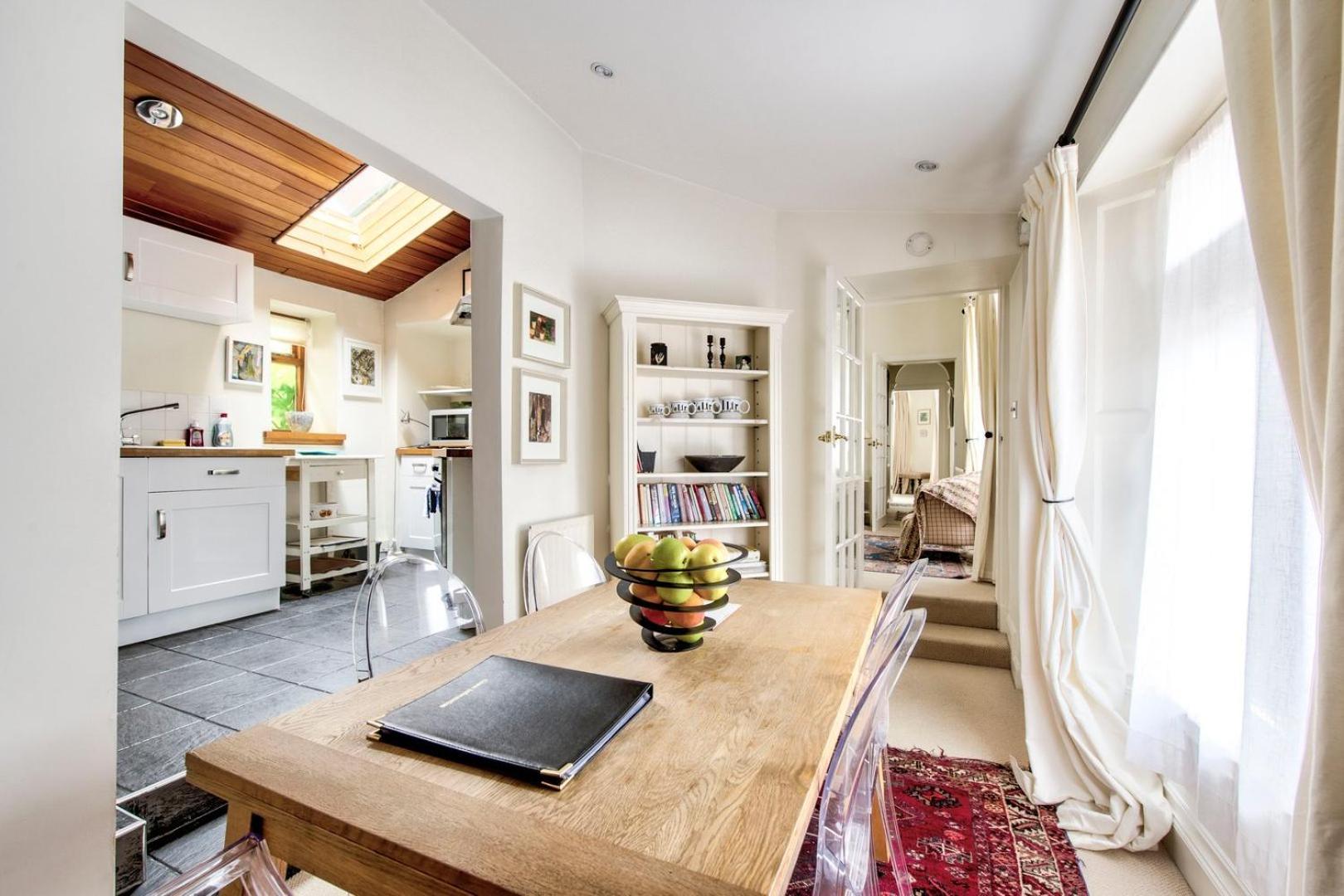 אדינבורו Guestready - Classic Charm Near Holyrood Park מראה חיצוני תמונה